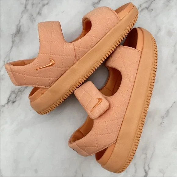 Nike Calm SE Sandals Womens 8 Apricot Agate Quilted Strap HJ9000-800 NWOB - Picture 6 of 14